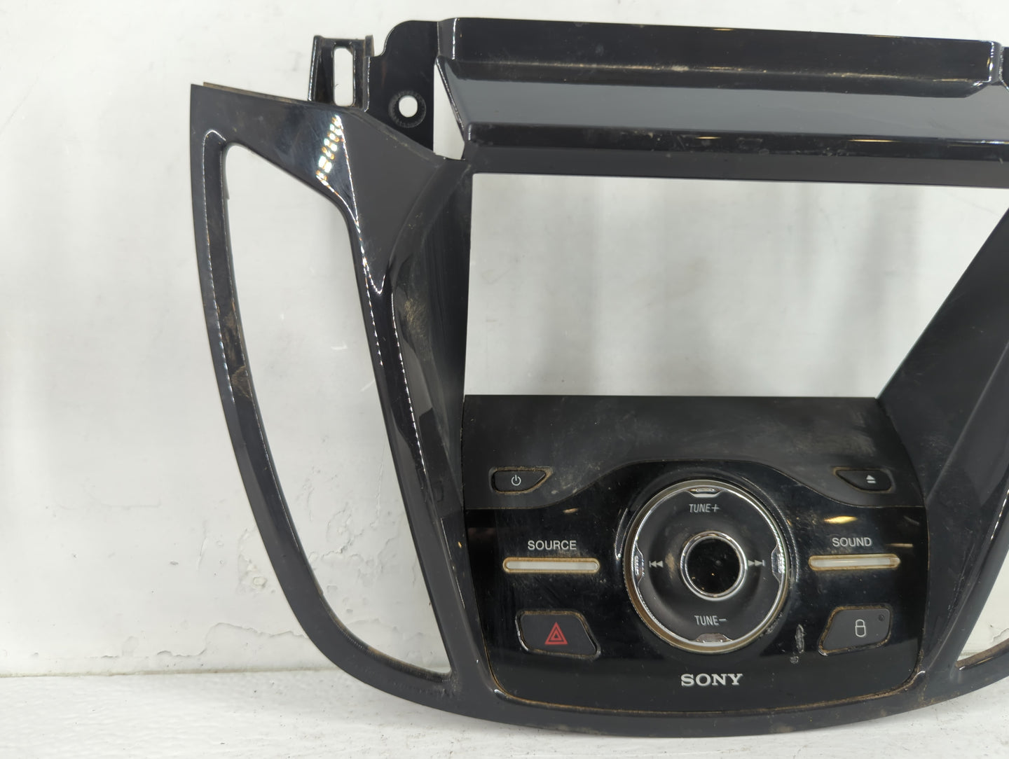 2013 Ford Escape Am Fm Cd Player Radio Receiver - Oemusedautoparts1.com