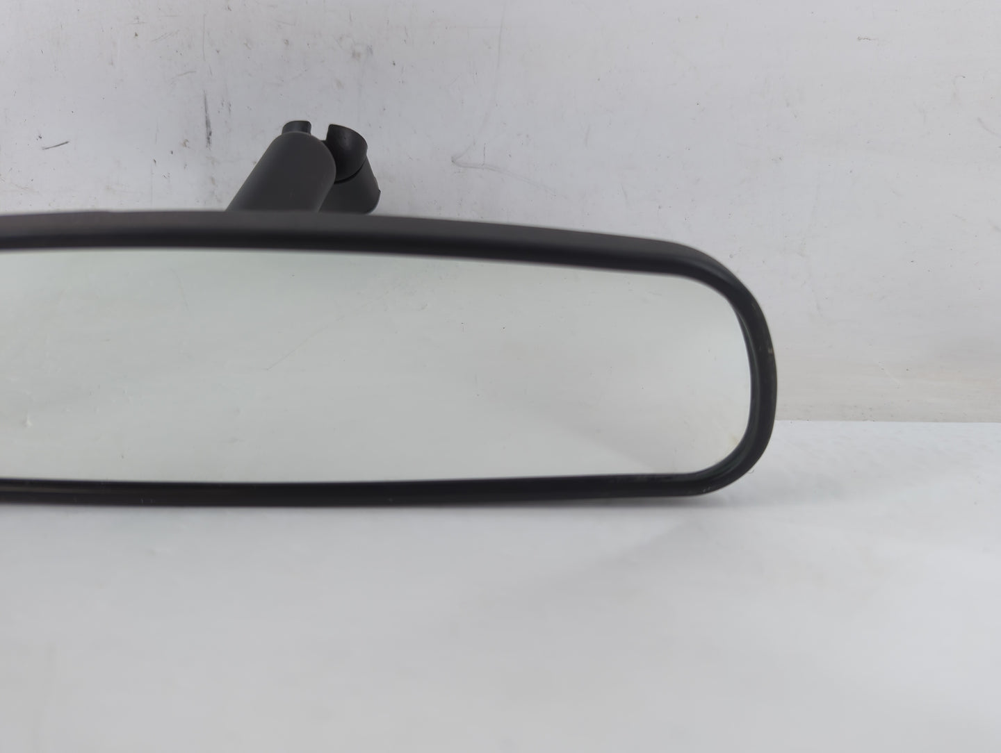 2001-2016 Ford Escape Interior Rear View Mirror Replacement OEM P/N:E8011681 Fits OEM Used Auto Parts - Oemusedautoparts1.co