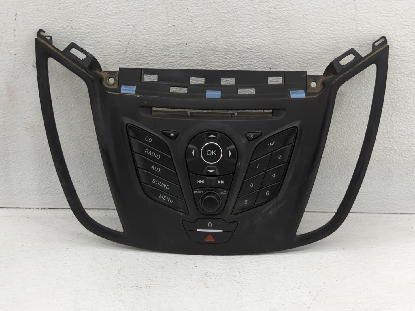 2013 Ford Escape Radio AM FM Cd Player Receiver Replacement P/N:CJ5T 18K811AB Fits OEM Used Auto Parts - Oemusedautoparts1.c