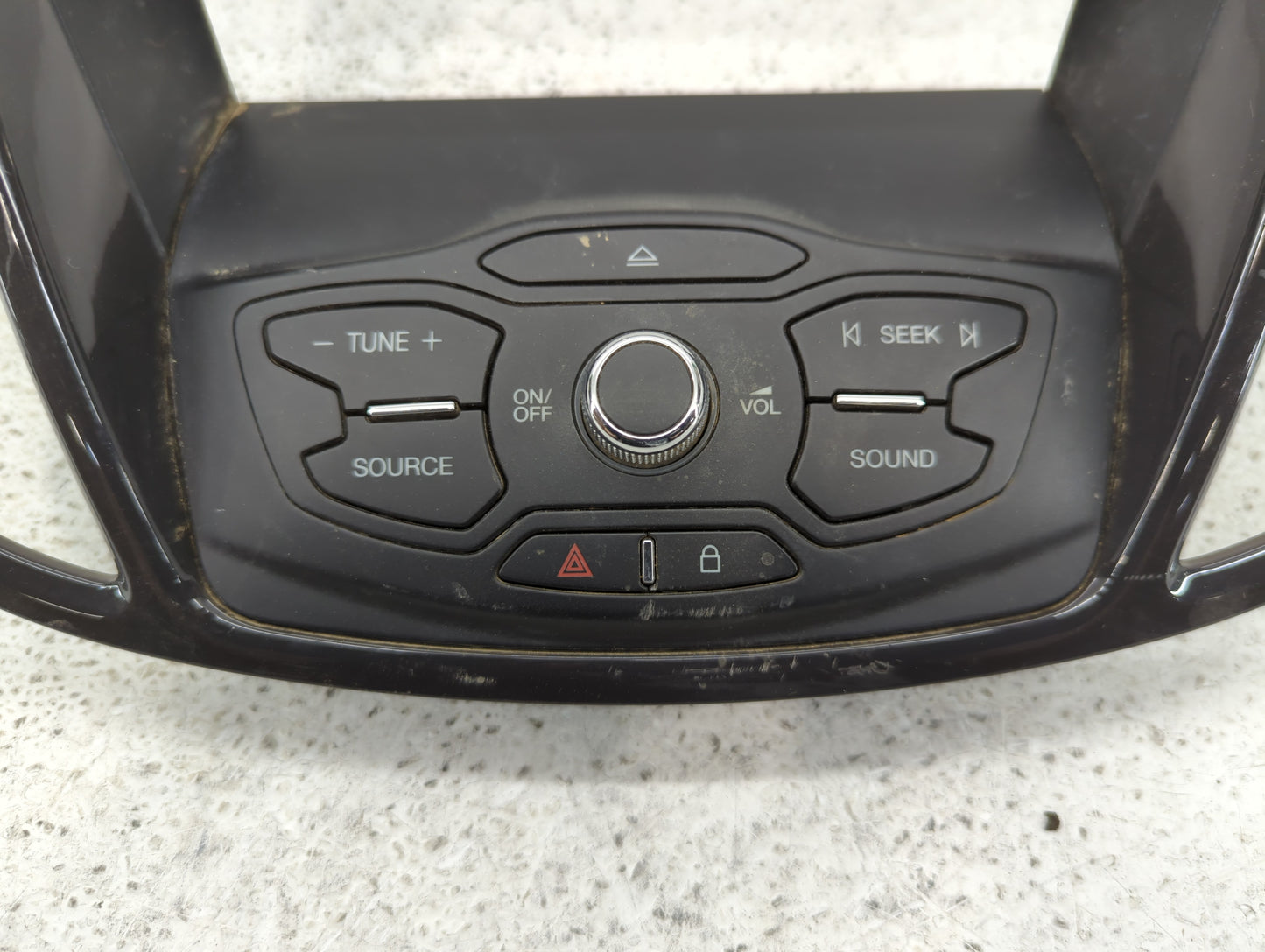 2013-2016 Ford Escape Radio AM FM Cd Player Receiver Replacement P/N:CJ54 18835 CD Fits Fits 2013 2014 2015 2016 OEM Used Au