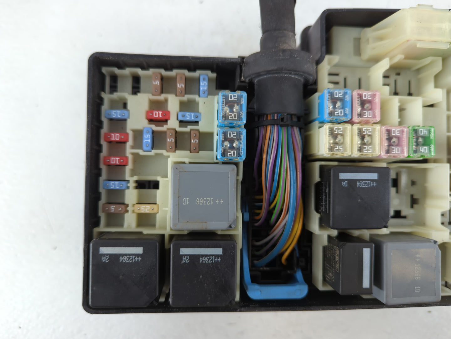 2013-2016 Ford Escape Fusebox Fuse Box Panel Relay Module P/N:AV6T-14A067-AC Fits Fits 2013 2014 2015 2016 OEM Used Auto Par