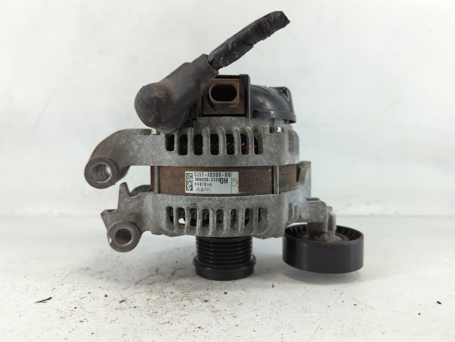 2013-2019 Ford Escape Alternator Replacement Generator Charging Assembly Engine OEM P/N:CJ5T-10300-BB Fits OEM Used Auto Par