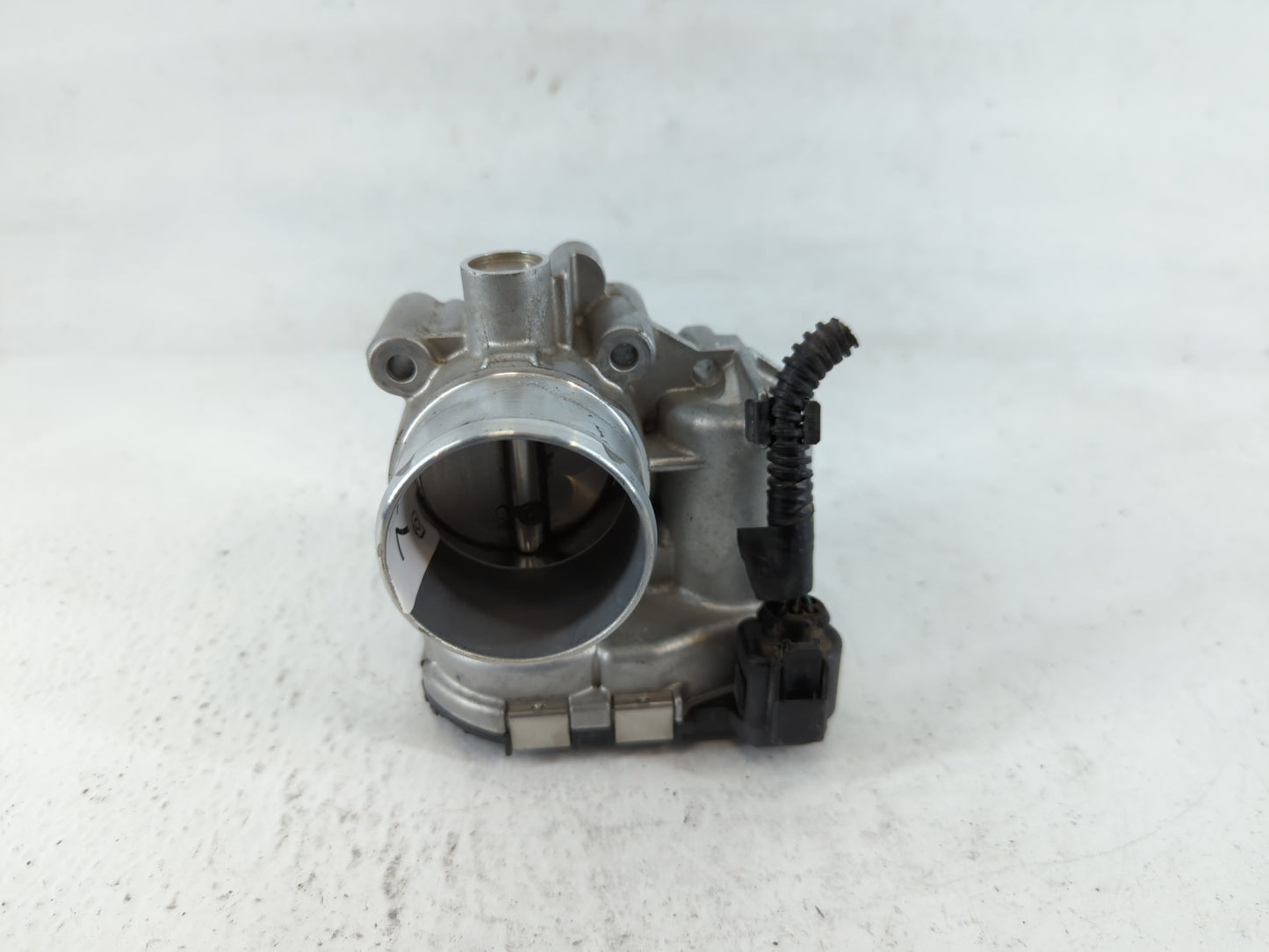 2013-2016 Ford Escape Throttle Body P/N:7S7G-9F991-CA Fits Fits 2013 2014 2015 2016 2017 2018 2019 OEM Used Auto Parts - Oem