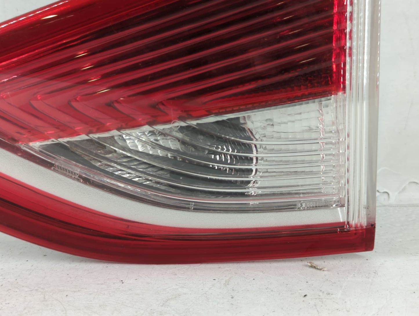 2013-2016 Ford Escape Tail Light Assembly Passenger Right OEM P/N:CJ54-13A602-A Fits Fits 2013 2014 2015 2016 OEM Used Auto 