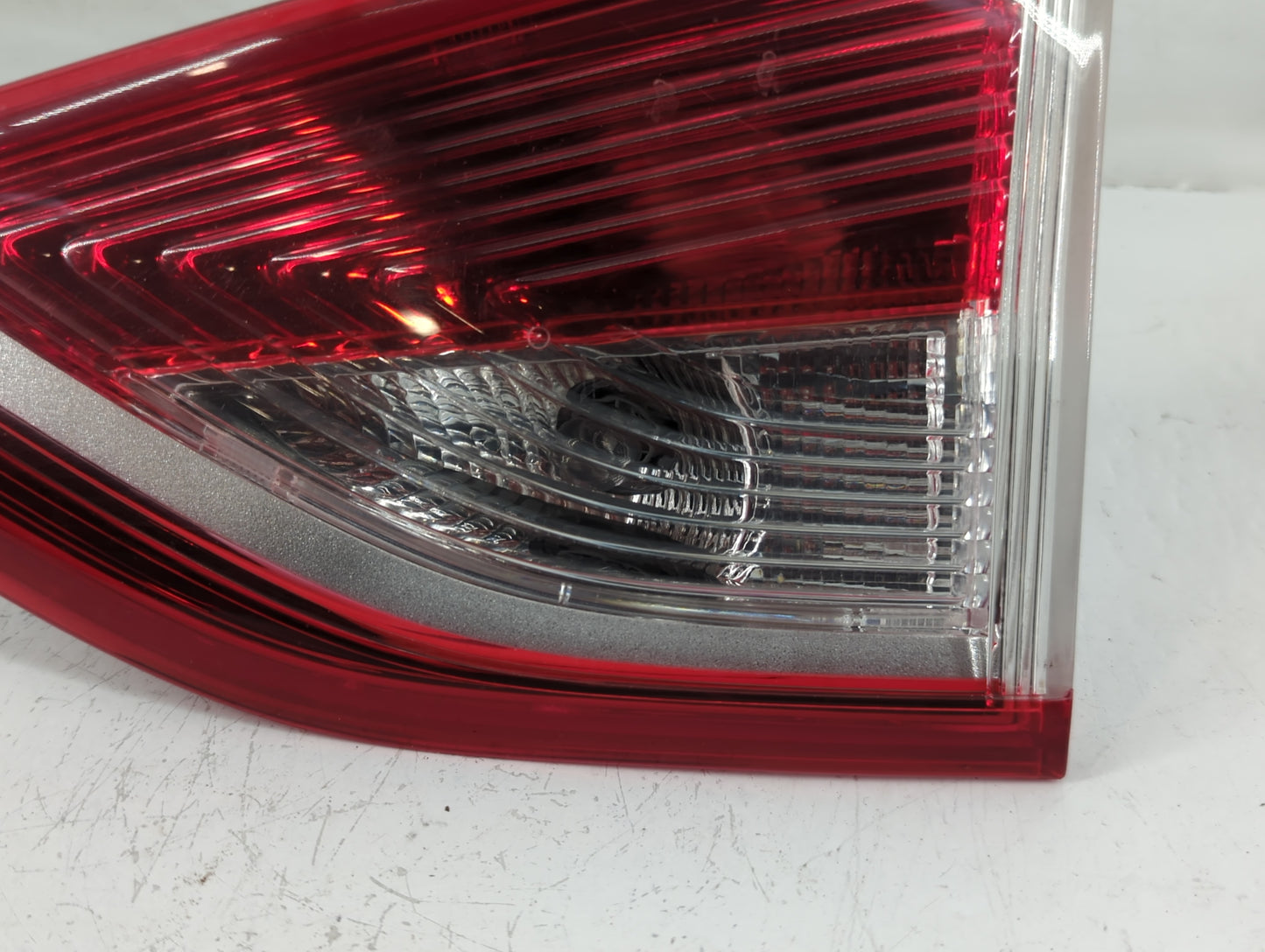 2013-2016 Ford Escape Tail Light Assembly Passenger Right OEM P/N:VPCJ5X-15515-A Fits Fits 2013 2014 2015 2016 OEM Used Auto