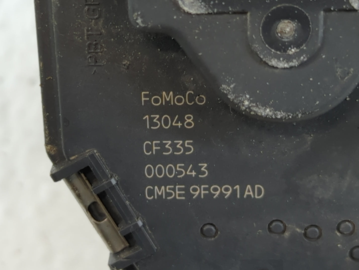 2013-2016 Ford Escape Throttle Body P/N:CM5E 9F991 AD Fits Fits 2012 2013 2014 2015 2016 2017 OEM Used Auto Parts - Oemuseda