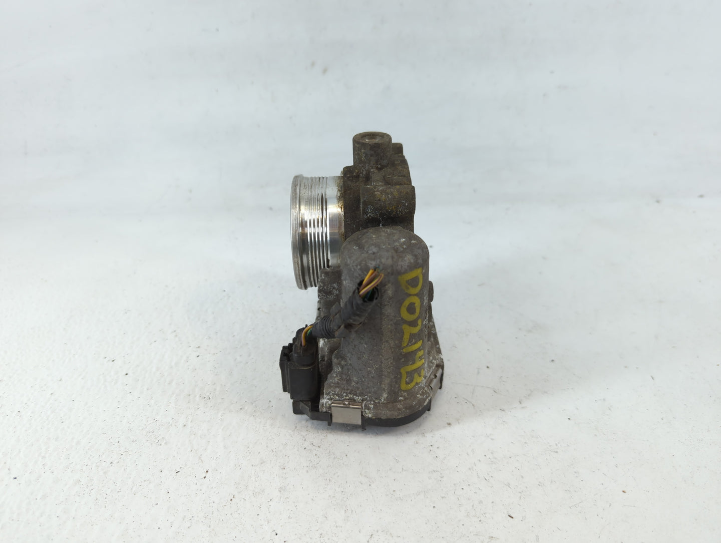 2013-2016 Ford Escape Throttle Body P/N:002638 12130, CF335, CM5E 9F991 AD Fits Fits 2012 2013 2014 2015 2016 2017 OEM Used 