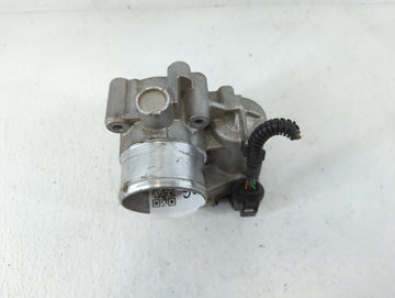 2013-2016 Ford Escape Throttle Body P/N:7S7G-9F991-CA Fits Fits 2013 2014 2015 2016 2017 2018 2019 OEM Used Auto Parts