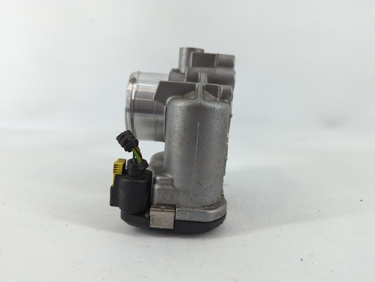 2013-2016 Ford Escape Throttle Body P/N:7S7G-9F991-CA Fits Fits 2013 2014 2015 2016 2017 2018 2019 OEM Used Auto Parts - Oem