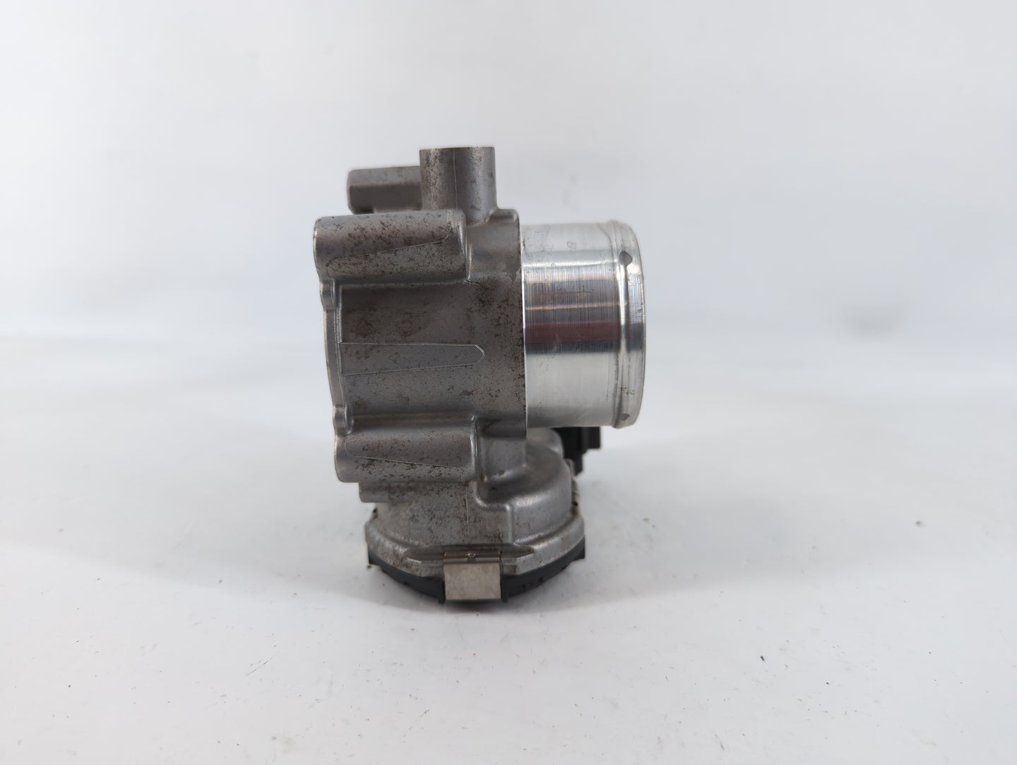 2013-2016 Ford Escape Throttle Body P/N:7S7G-9F991-CA Fits Fits 2013 2014 2015 2016 2017 2018 2019 OEM Used Auto Parts - Oem