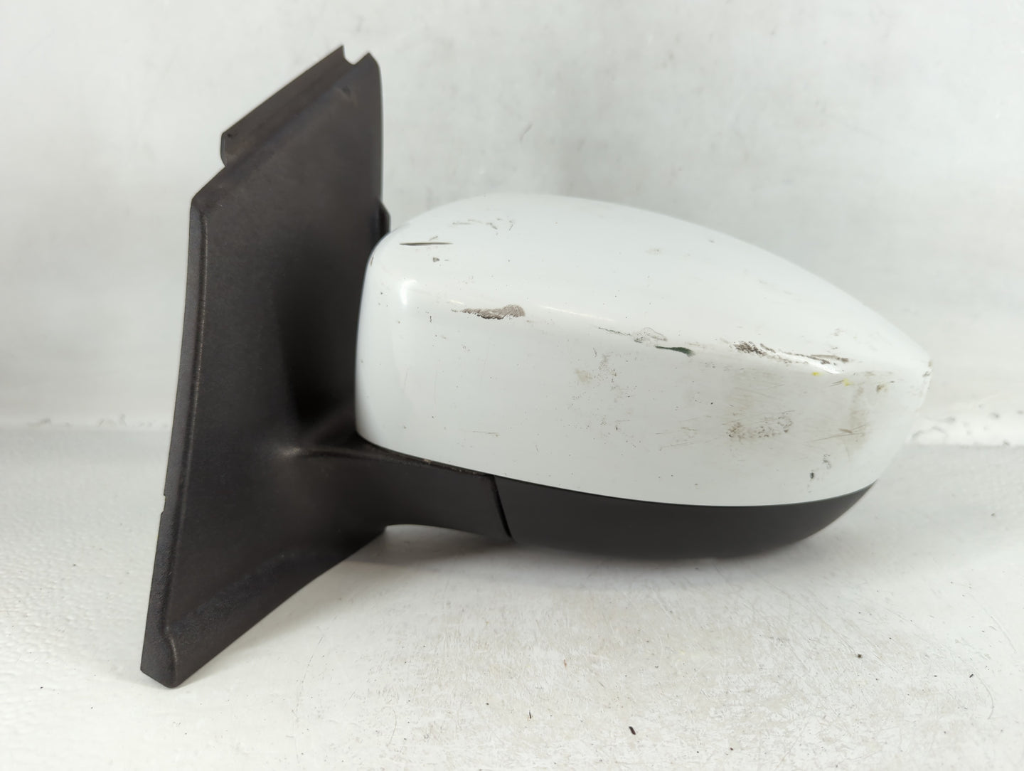2013-2016 Ford Escape Driver Side View Mirror - Left Door Mirror OEM Used - Oemusedautoparts1.com