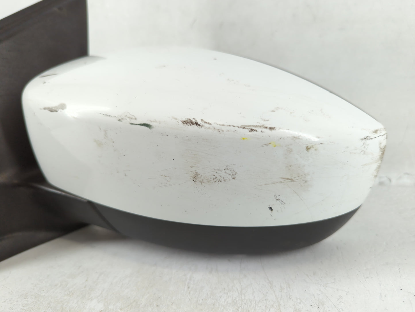 2013-2016 Ford Escape Driver Side View Mirror - Left Door Mirror OEM Used - Oemusedautoparts1.com