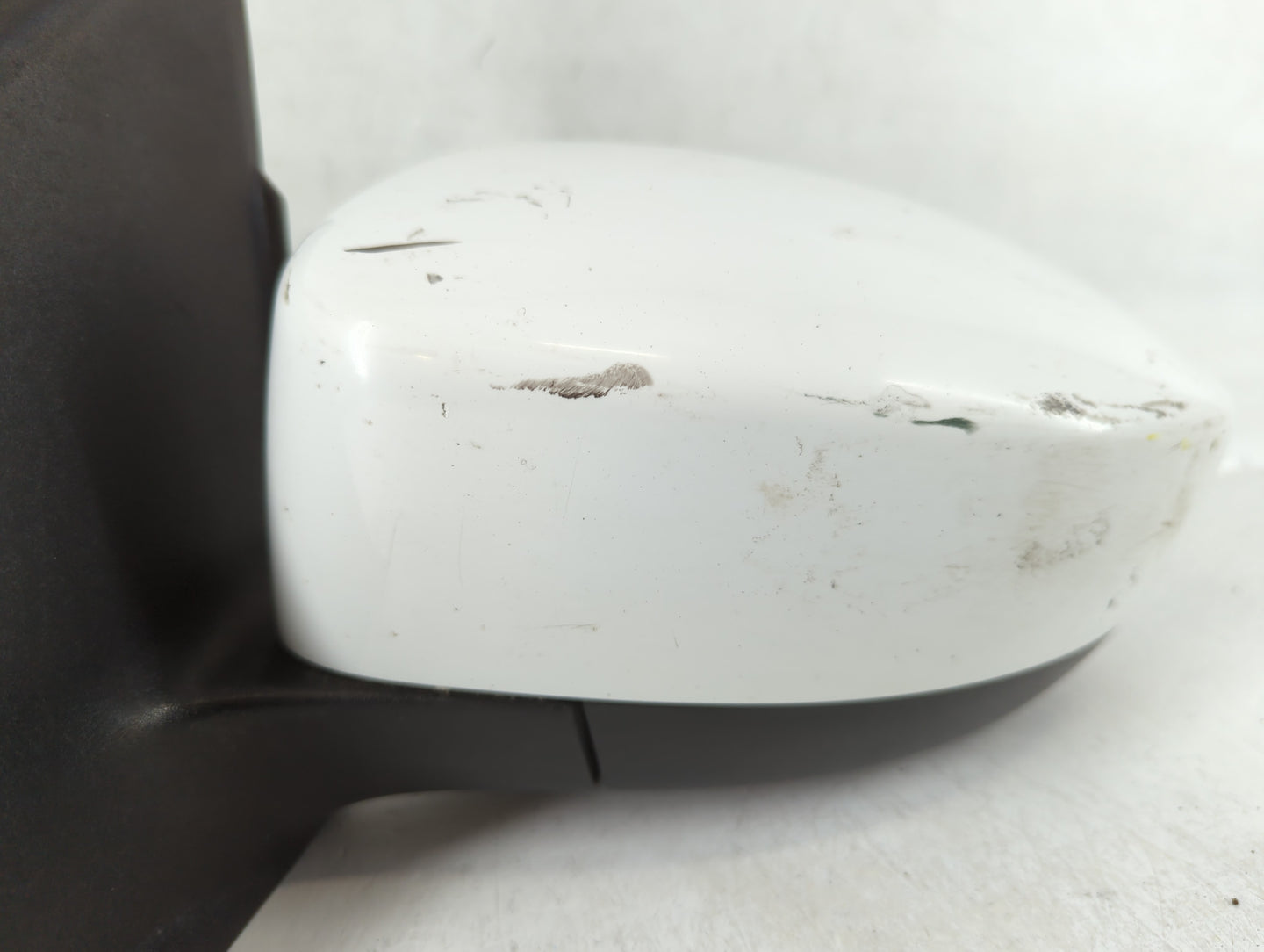 2013-2016 Ford Escape Driver Side View Mirror - Left Door Mirror OEM Used - Oemusedautoparts1.com