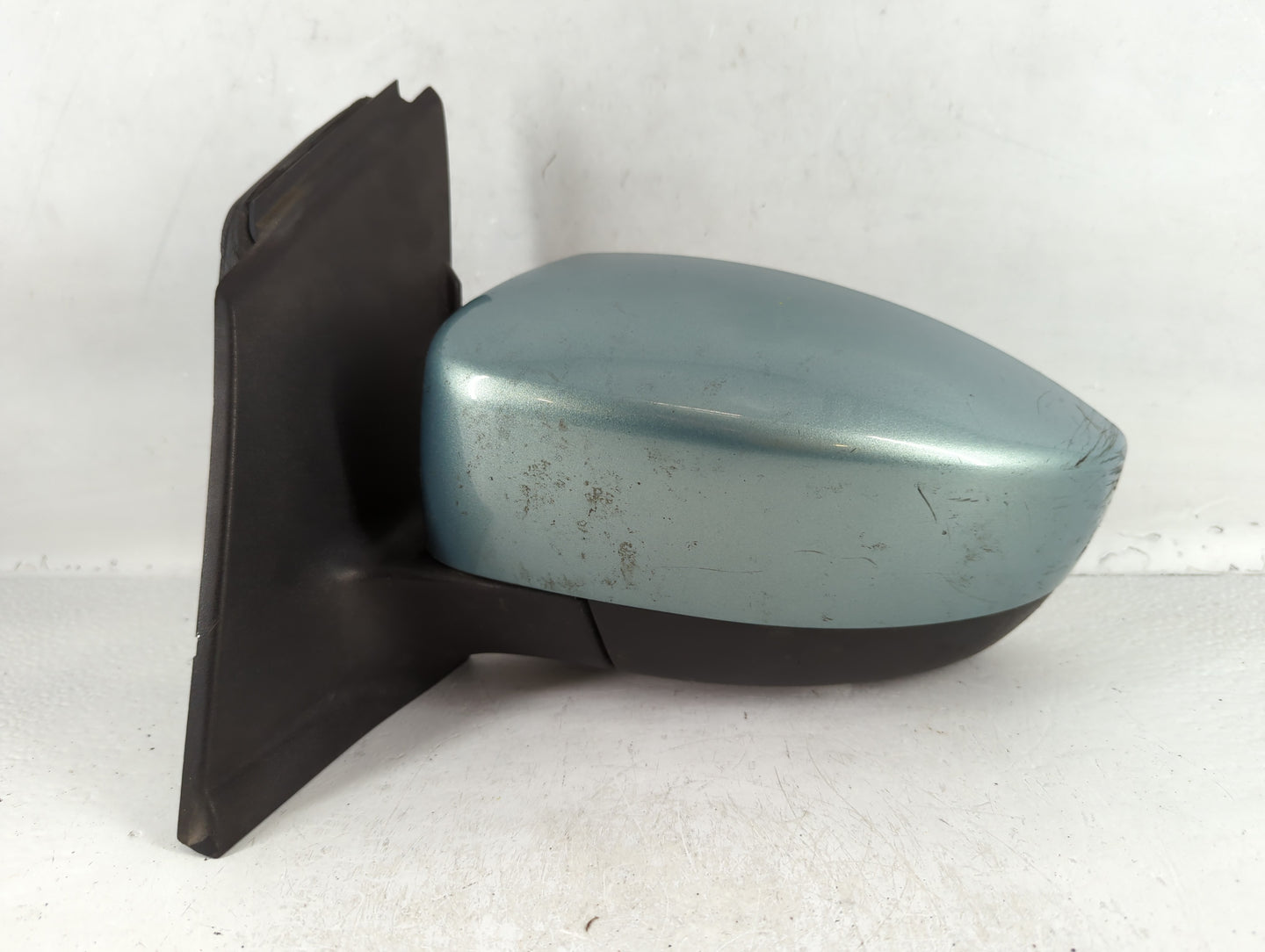 2013-2016 Ford Escape Driver Side View Mirror - Left Door Mirror OEM Used - Oemusedautoparts1.com