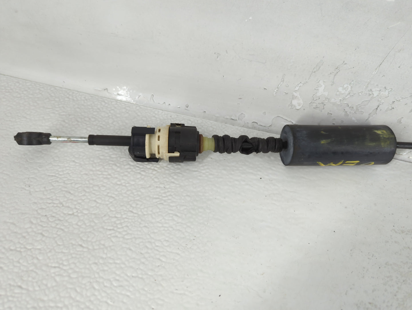 2003 Ford Escape PCM Engine Control Computer ECU ECM PCU OEM P/N:22922848 Fits OEM Used Auto Parts - Oemusedautoparts1.com