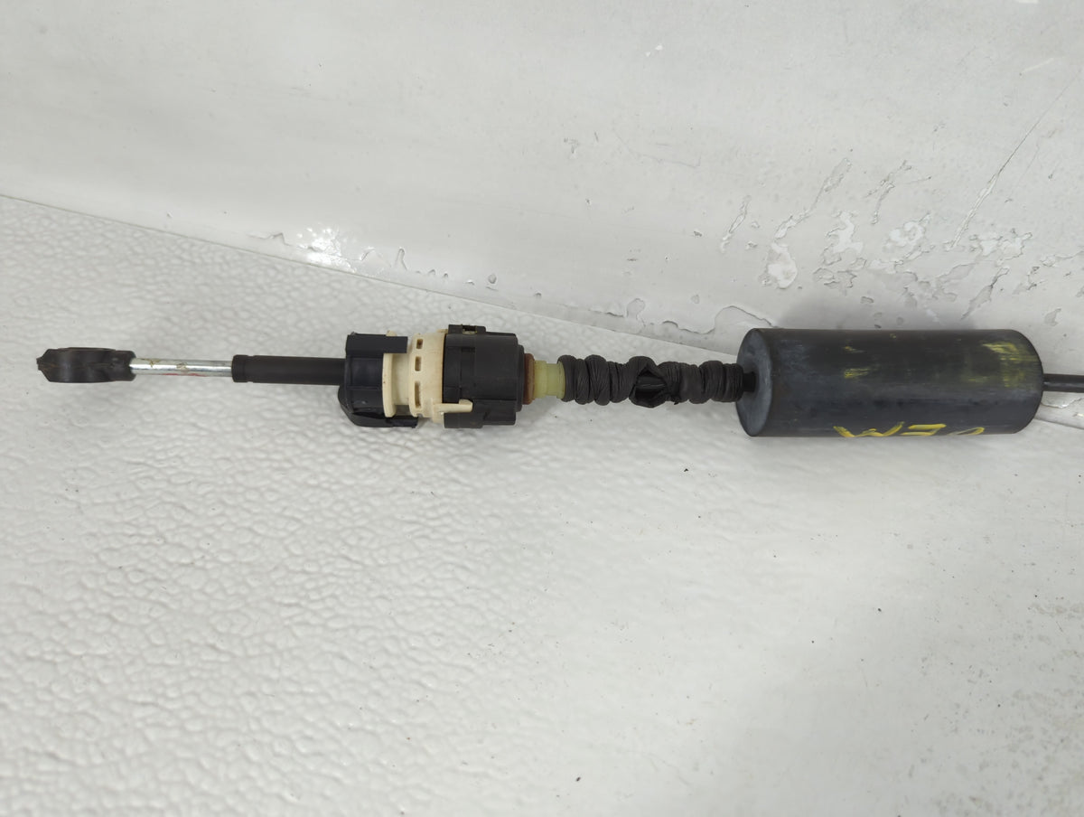2003 Ford Escape PCM Engine Control Computer ECU ECM PCU OEM P/N:22922848 OEM Used Auto Parts - Oemusedautoparts1.com