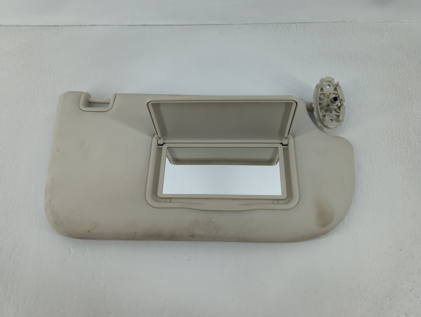 2013-2019 Ford Escape Sun Visor Shade Replacement Passenger Right Mirror Fits Fits 2013 2014 2015 2016 2017 2018 2019 OEM Us