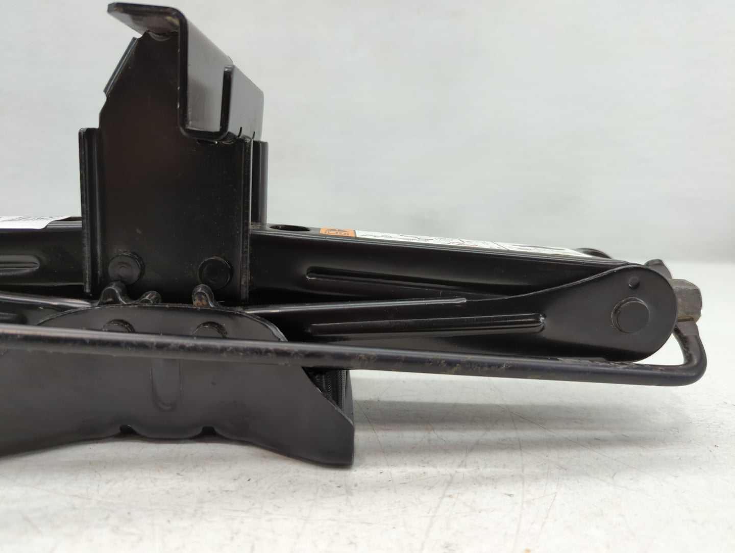 2013 Ford Escape Spare Scissor Car Jack - Oemusedautoparts1.com