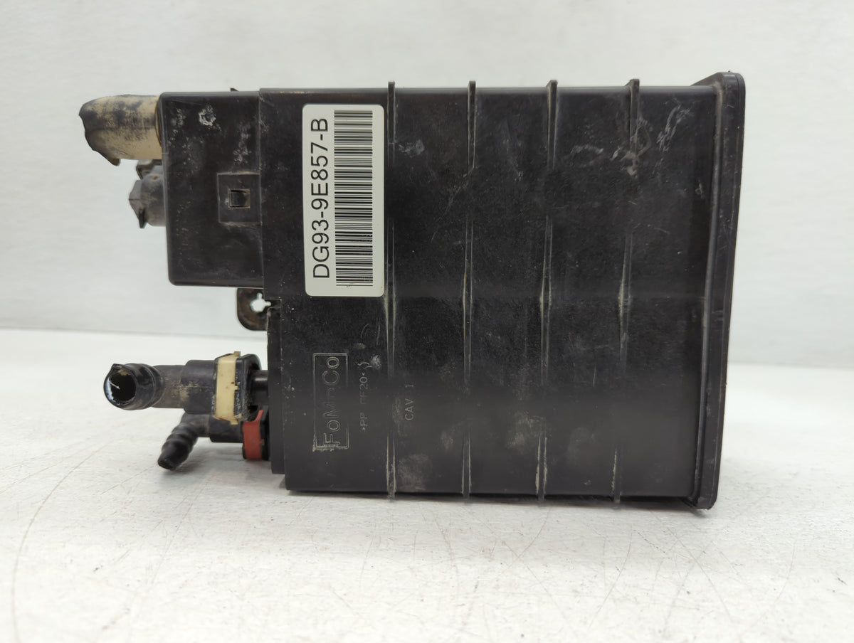 2013 Ford Escape Fuel Vapor Charcoal Canister 735689 - Oemusedautoparts1.com