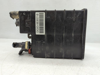 compare product 2013 Ford Escape Fuel Vapor Charcoal Canister 735689