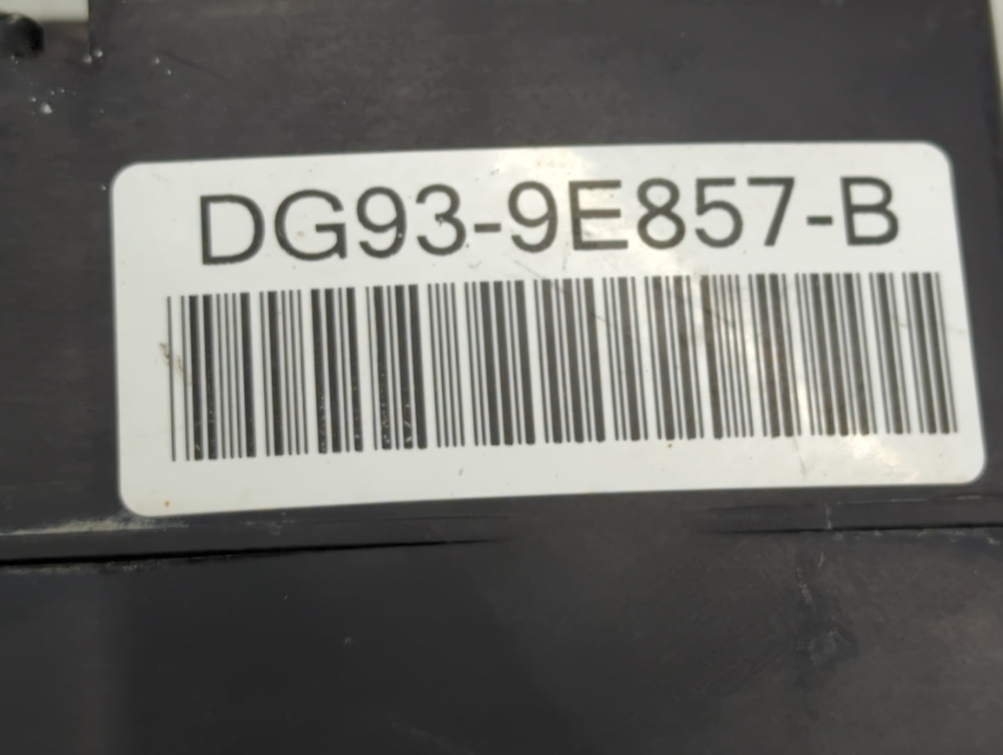 2013 Ford Escape Fuel Vapor Charcoal Canister 735689 - Oemusedautoparts1.com