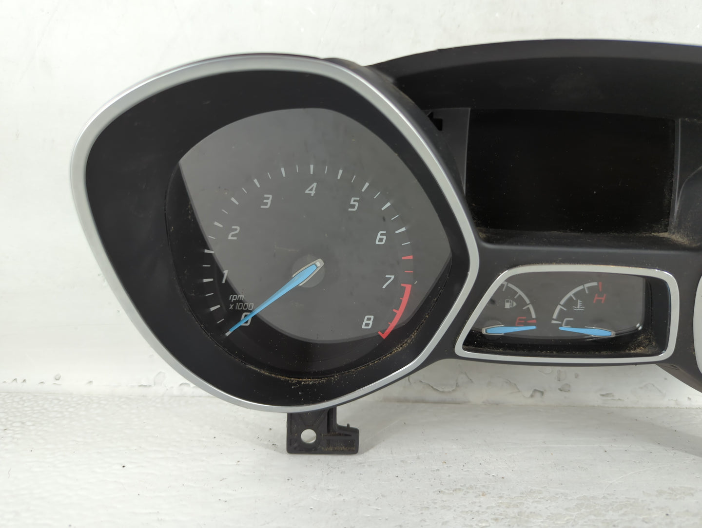 2013-2014 Ford Escape Instrument Cluster Speedometer Gauges P/N:PCL8F-10894-B Fits Fits 2013 2014 OEM Used Auto Parts - Oemu