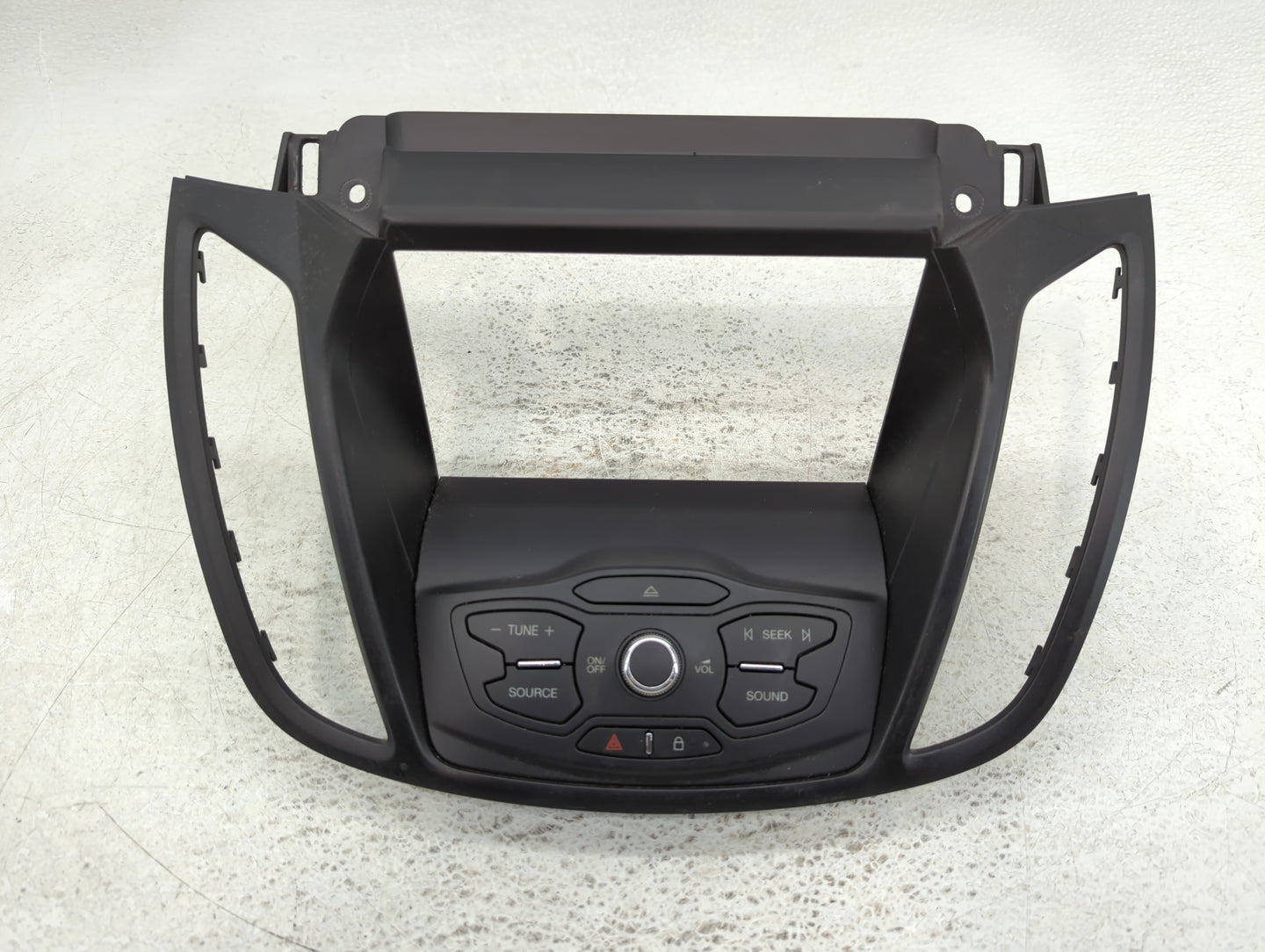2013-2016 Ford Escape Am Fm Cd Player Radio Receiver - Oemusedautoparts1.com