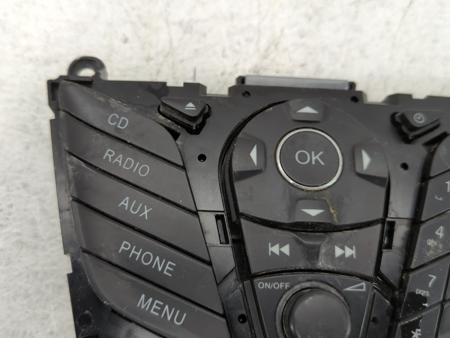 2013-2013 Ford Escape Am Fm Cd Player Radio Receiver - Oemusedautoparts1.com