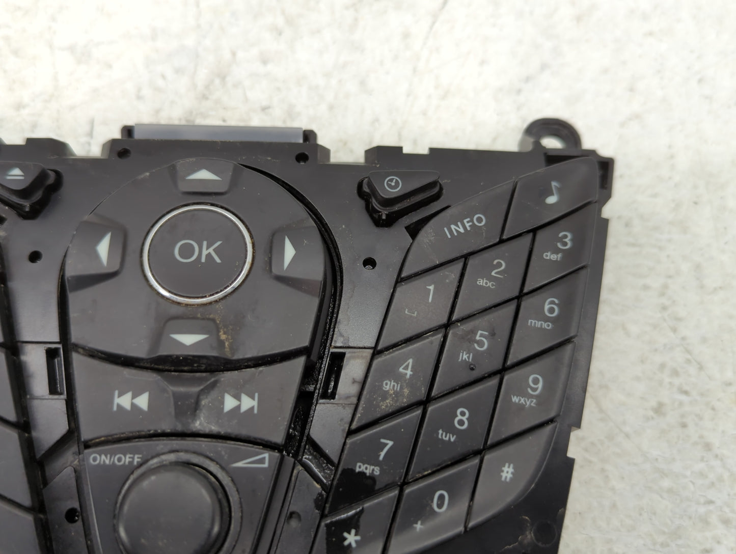 2013-2013 Ford Escape Am Fm Cd Player Radio Receiver - Oemusedautoparts1.com