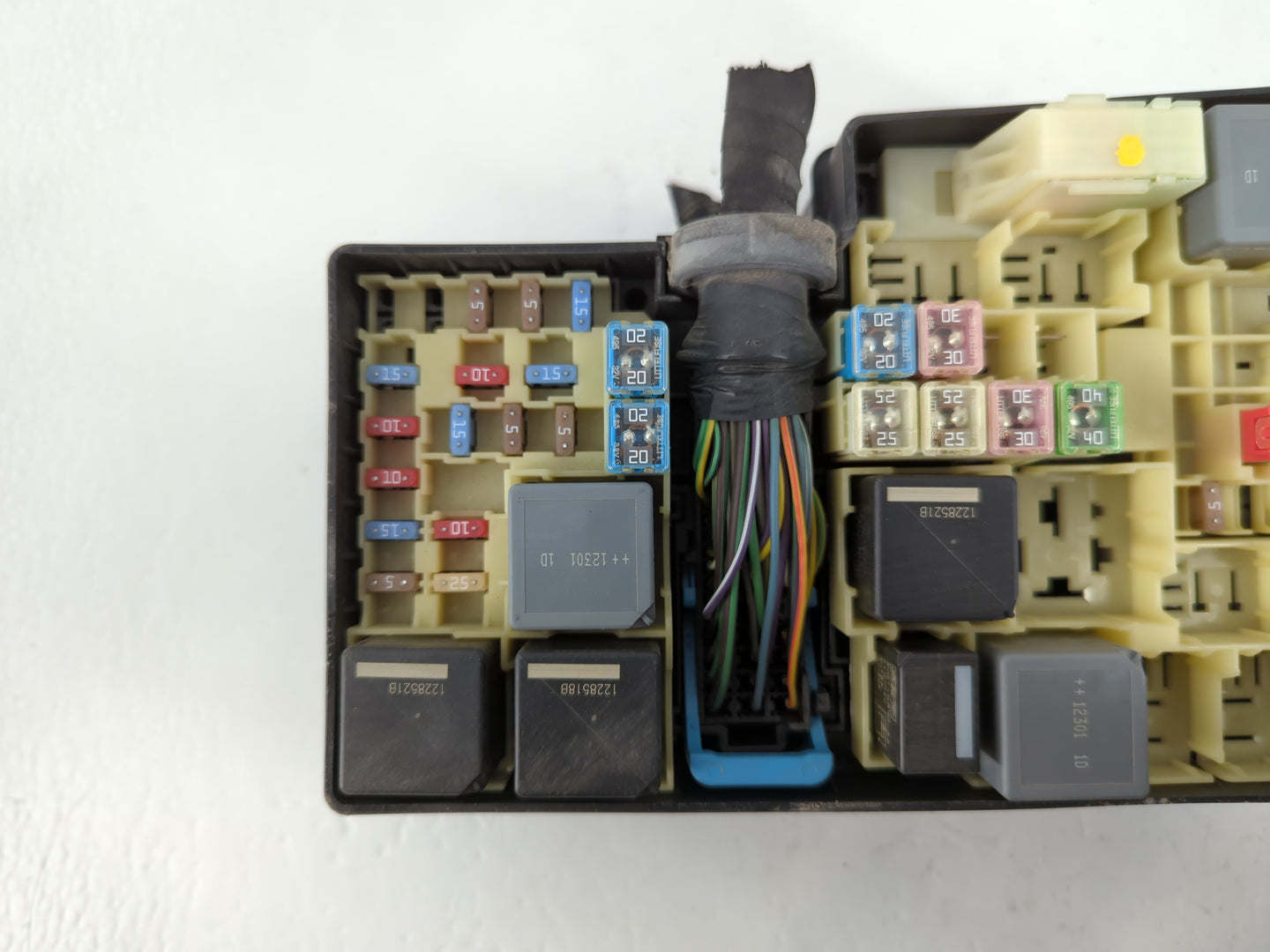 2013-2016 Ford Escape Fusebox Fuse Box Panel Relay Module P/N:AV6T-14A142-AB E00027328 Fits Fits 2013 2014 2015 2016 OEM Use