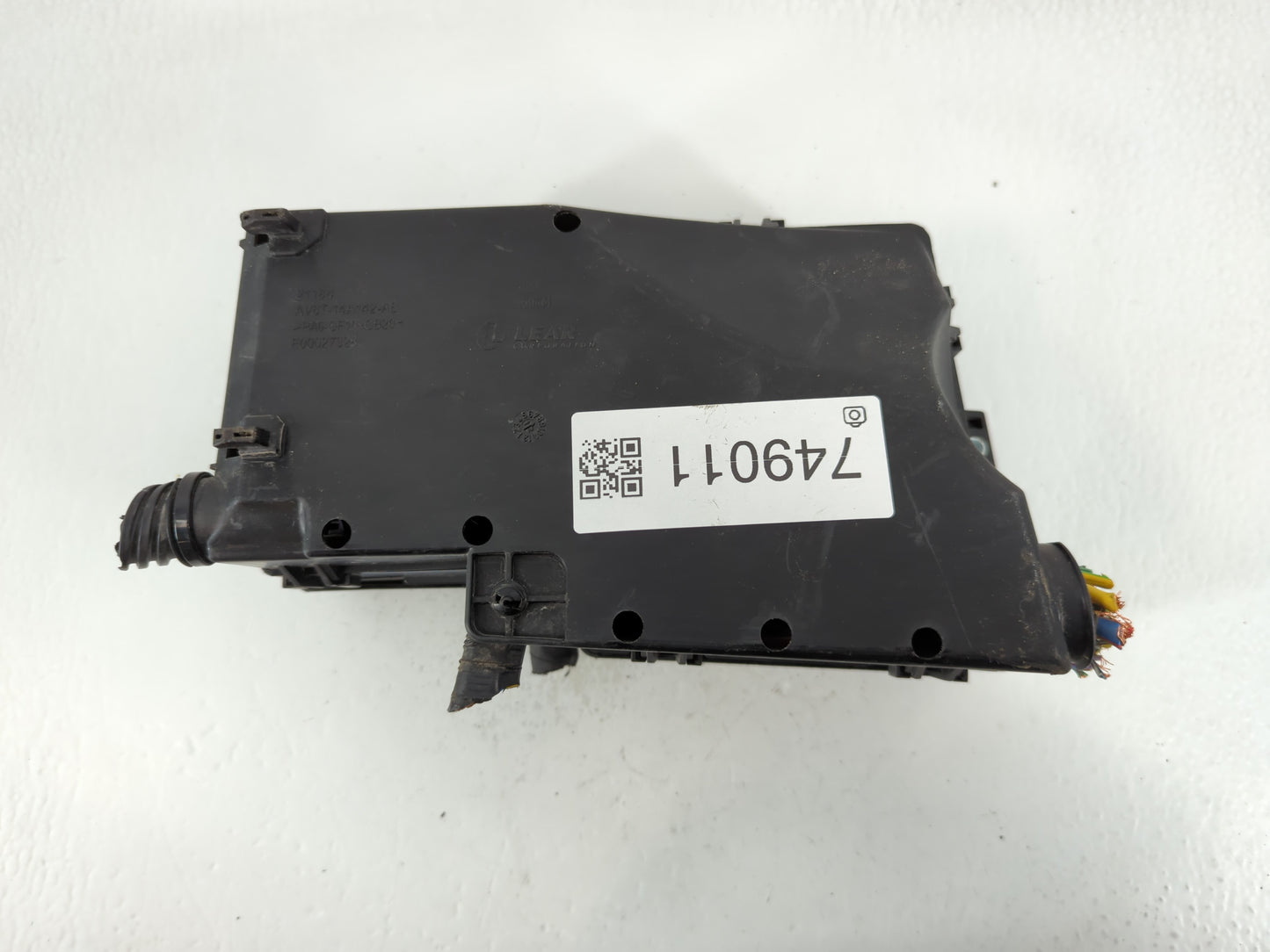 2013-2016 Ford Escape Fusebox Fuse Box Panel Relay Module P/N:AV6T-14A142-AB E00027328 Fits Fits 2013 2014 2015 2016 OEM Use