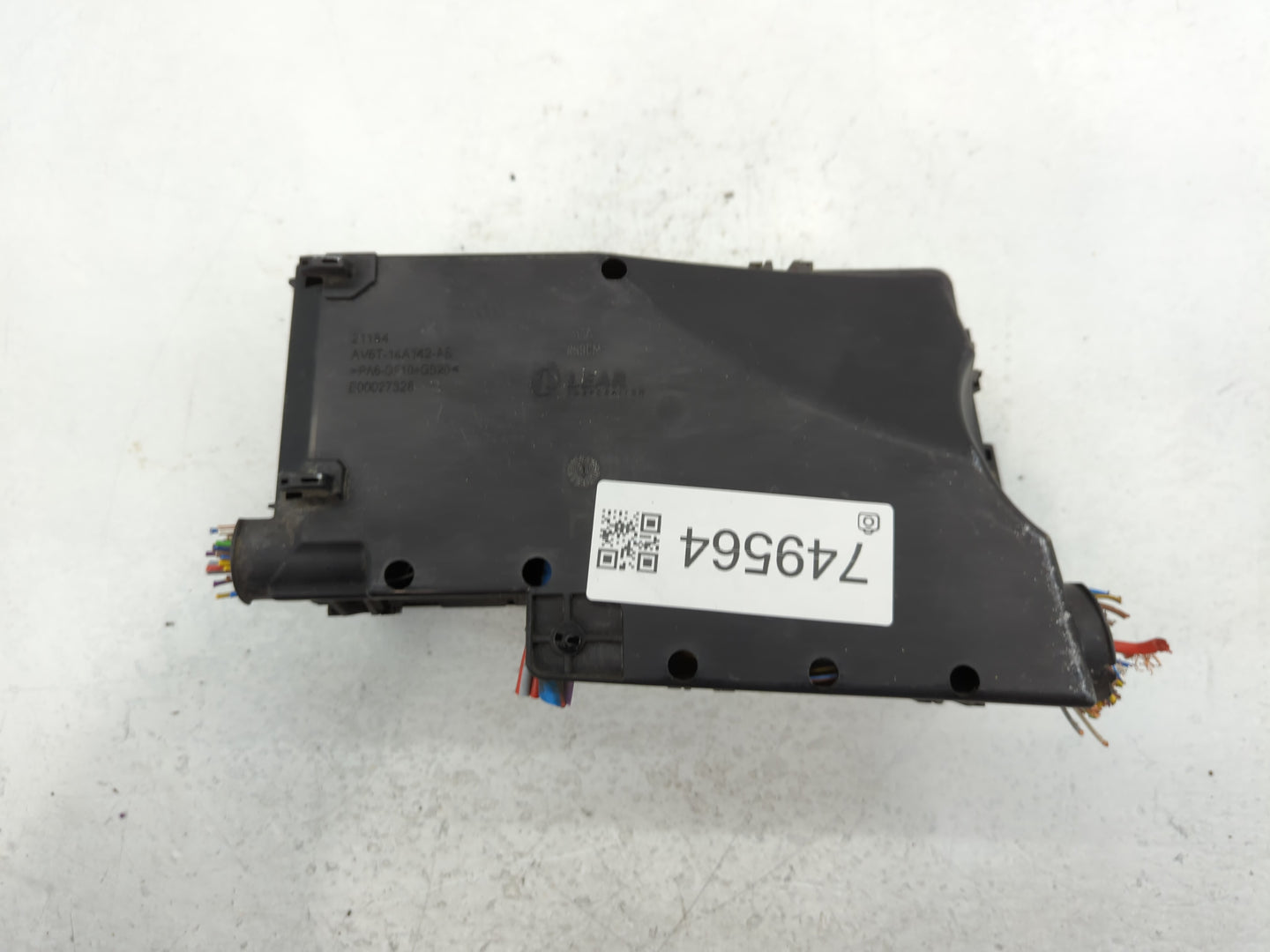 2013-2016 Ford Escape Fusebox Fuse Box Panel Relay Module P/N:E00027328 AV6T-14A142-AB Fits Fits 2013 2014 2015 2016 OEM Use