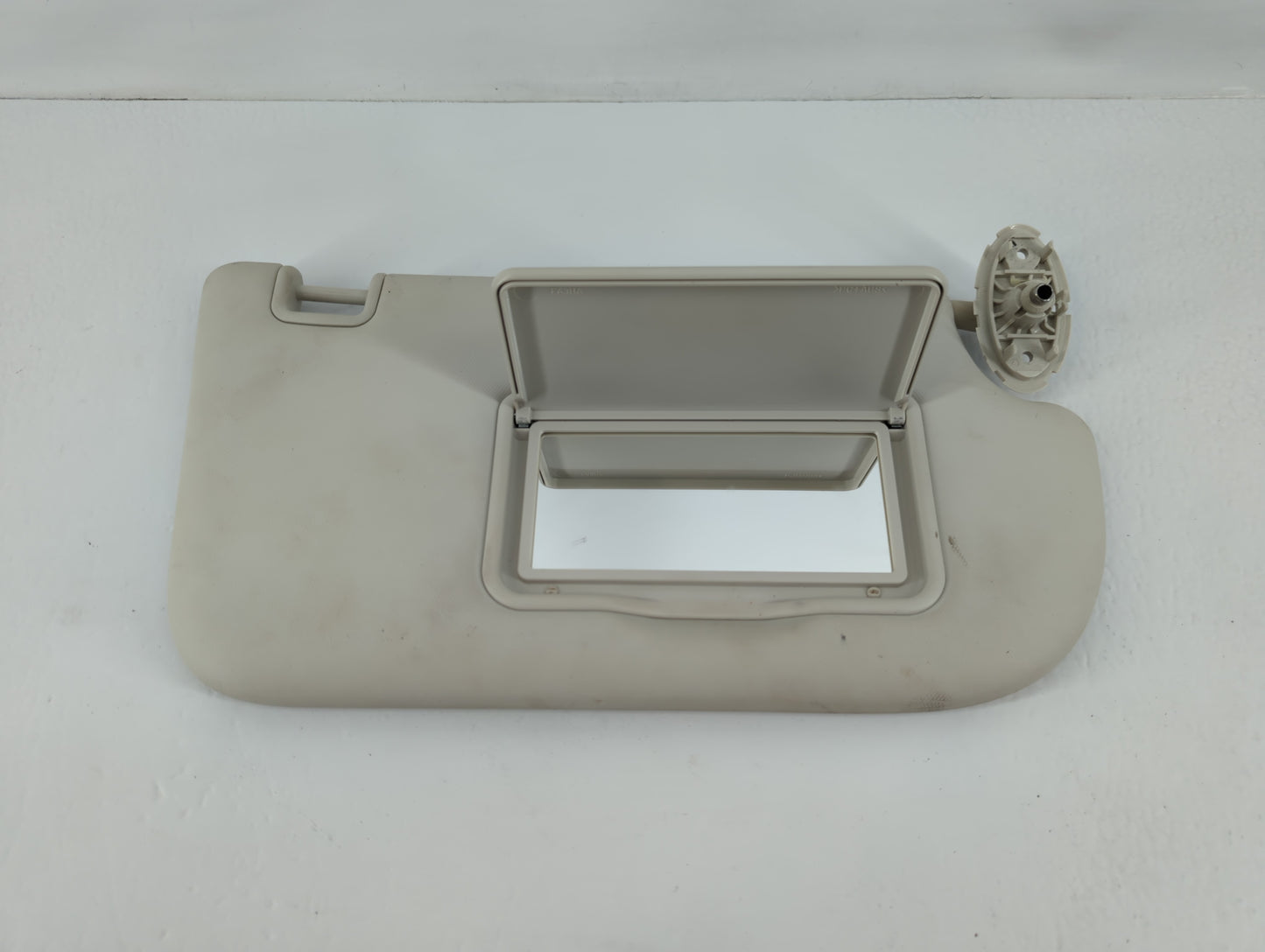 2013-2019 Ford Escape Sun Visor Shade Replacement Passenger Right Mirror Fits Fits 2013 2014 2015 2016 2017 2018 2019 OEM Us