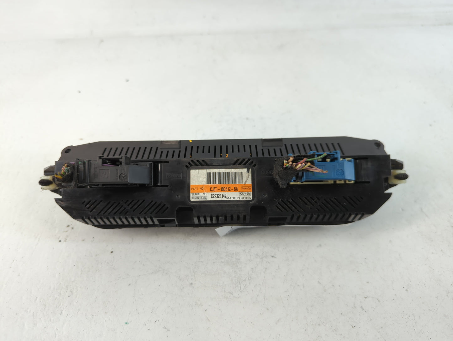 2013 Ford Escape Climate Control Module Temperature AC/Heater Replacement P/N:CJ5T-18C612-BA Fits OEM Used Auto Parts - Oemu