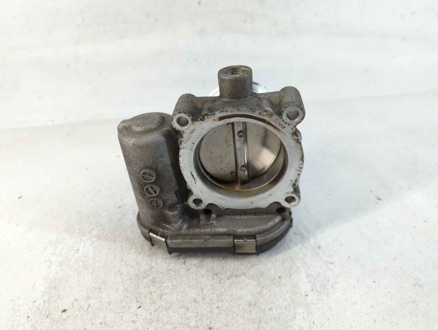 2013-2016 Ford Escape Throttle Body P/N:CMSE 9F991AD Fits Fits 2012 2013 2014 2015 2016 2017 OEM Used Auto Parts - Oemusedau