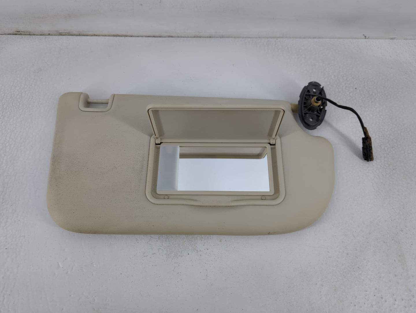 2013-2019 Ford Escape Sun Visor Shade Replacement Passenger Right Mirror Fits Fits 2013 2014 2015 2016 2017 2018 2019 OEM Us