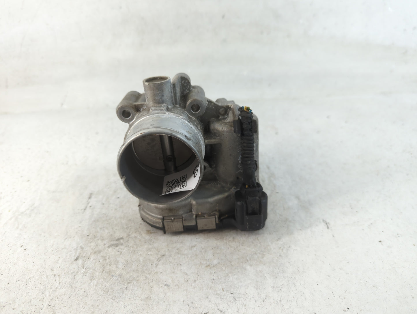 2013-2016 Ford Escape Throttle Body P/N:7S7G-9F991-CA Fits Fits 2013 2014 2015 2016 2017 2018 2019 OEM Used Auto Parts - Oem
