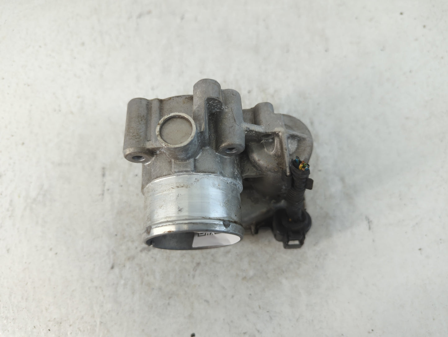2013-2016 Ford Escape Throttle Body P/N:7S7G-9F991-CA Fits Fits 2013 2014 2015 2016 2017 2018 2019 OEM Used Auto Parts - Oem
