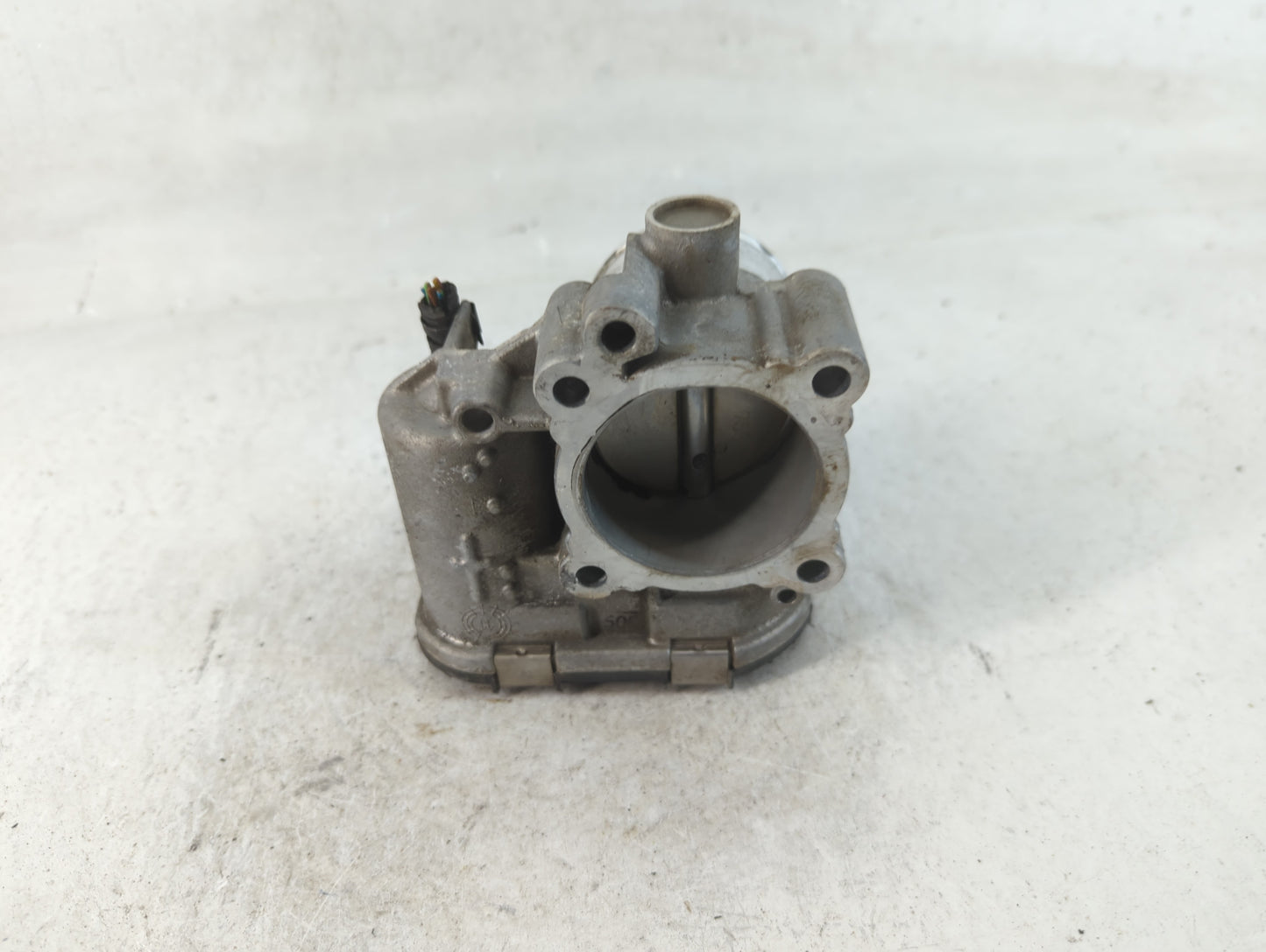 2013-2016 Ford Escape Throttle Body P/N:7S7G-9F991-CA Fits Fits 2013 2014 2015 2016 2017 2018 2019 OEM Used Auto Parts - Oem