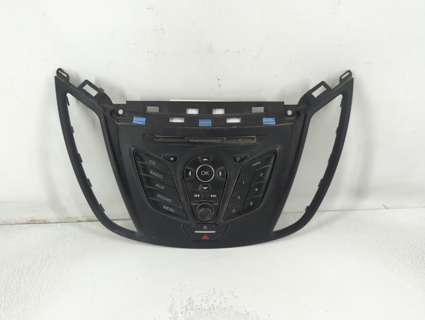 2013-2013 Ford Escape Am Fm Cd Player Radio Receiver - Oemusedautoparts1.com