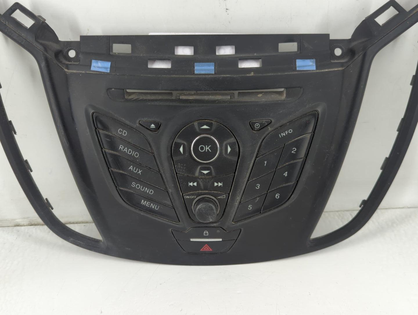 2013-2013 Ford Escape Am Fm Cd Player Radio Receiver - Oemusedautoparts1.com
