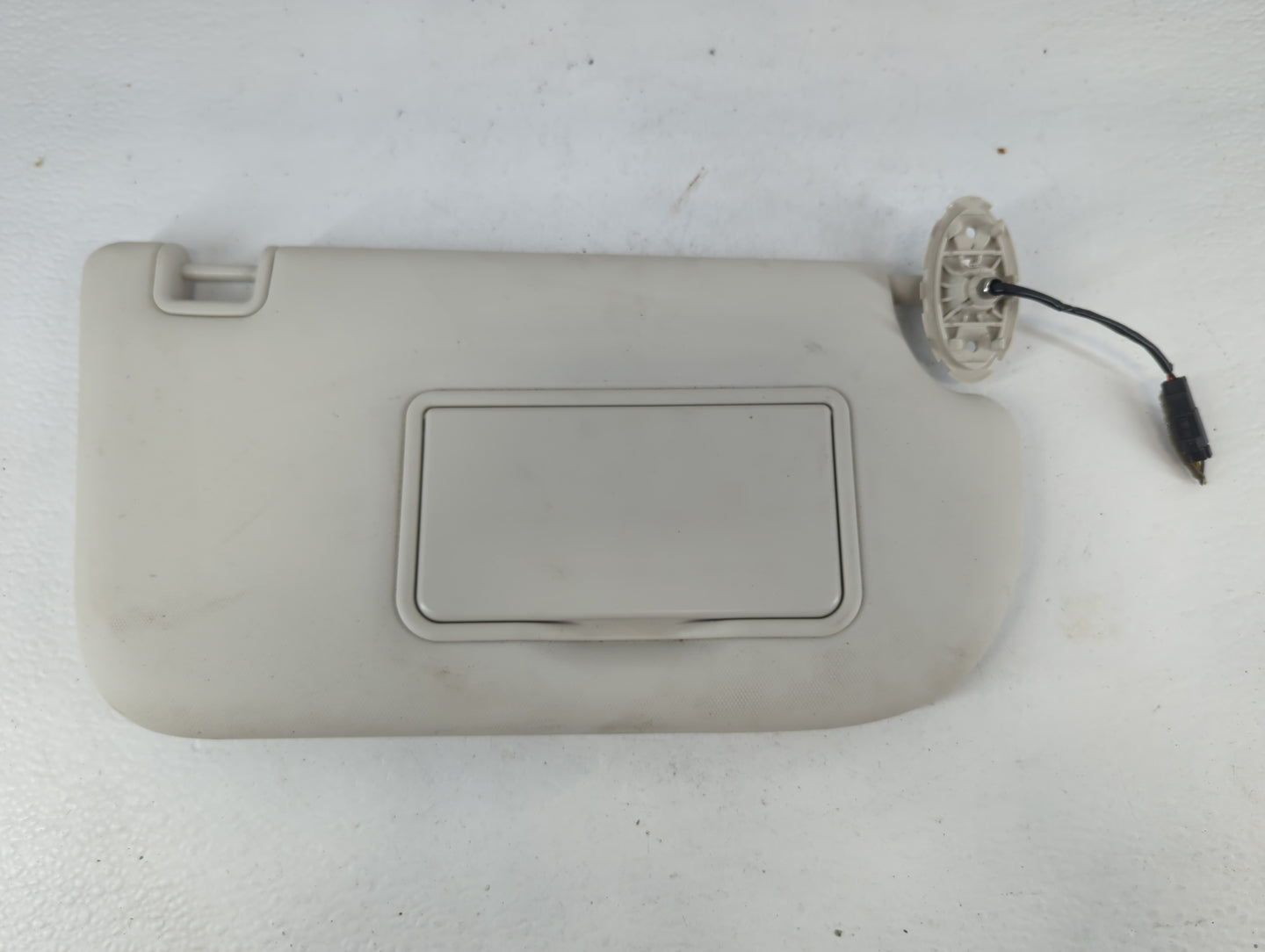 2013-2019 Ford Escape Sun Visor Shade Replacement Driver Left Mirror Fits Fits 2013 2014 2015 2016 2017 2018 2019 OEM Used A