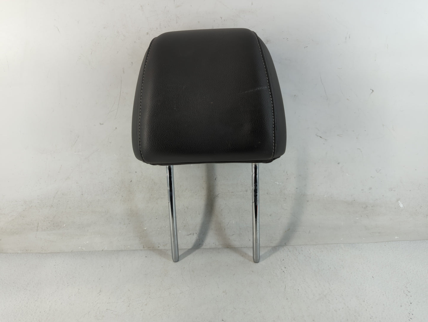 2013-2015 Ford Escape Headrest Head Rest Front Driver Passenger Seat Fits Fits 2013 2014 2015 OEM Used Auto Parts - Oemuseda