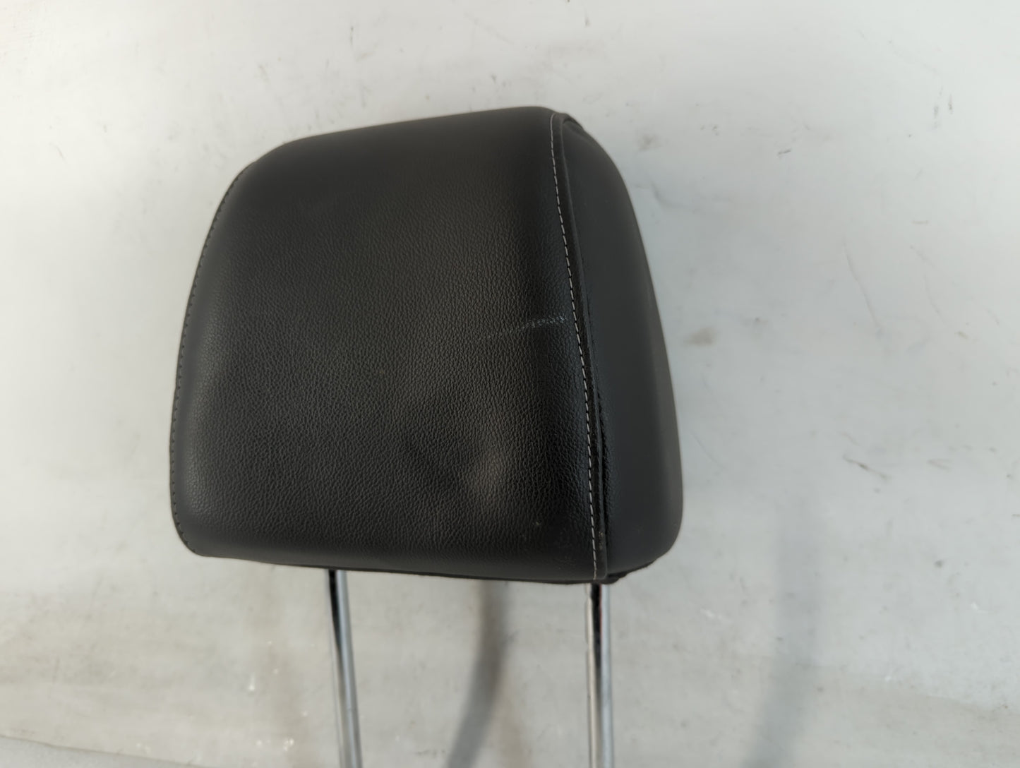 2013-2015 Ford Escape Headrest Head Rest Front Driver Passenger Seat Fits Fits 2013 2014 2015 OEM Used Auto Parts - Oemuseda