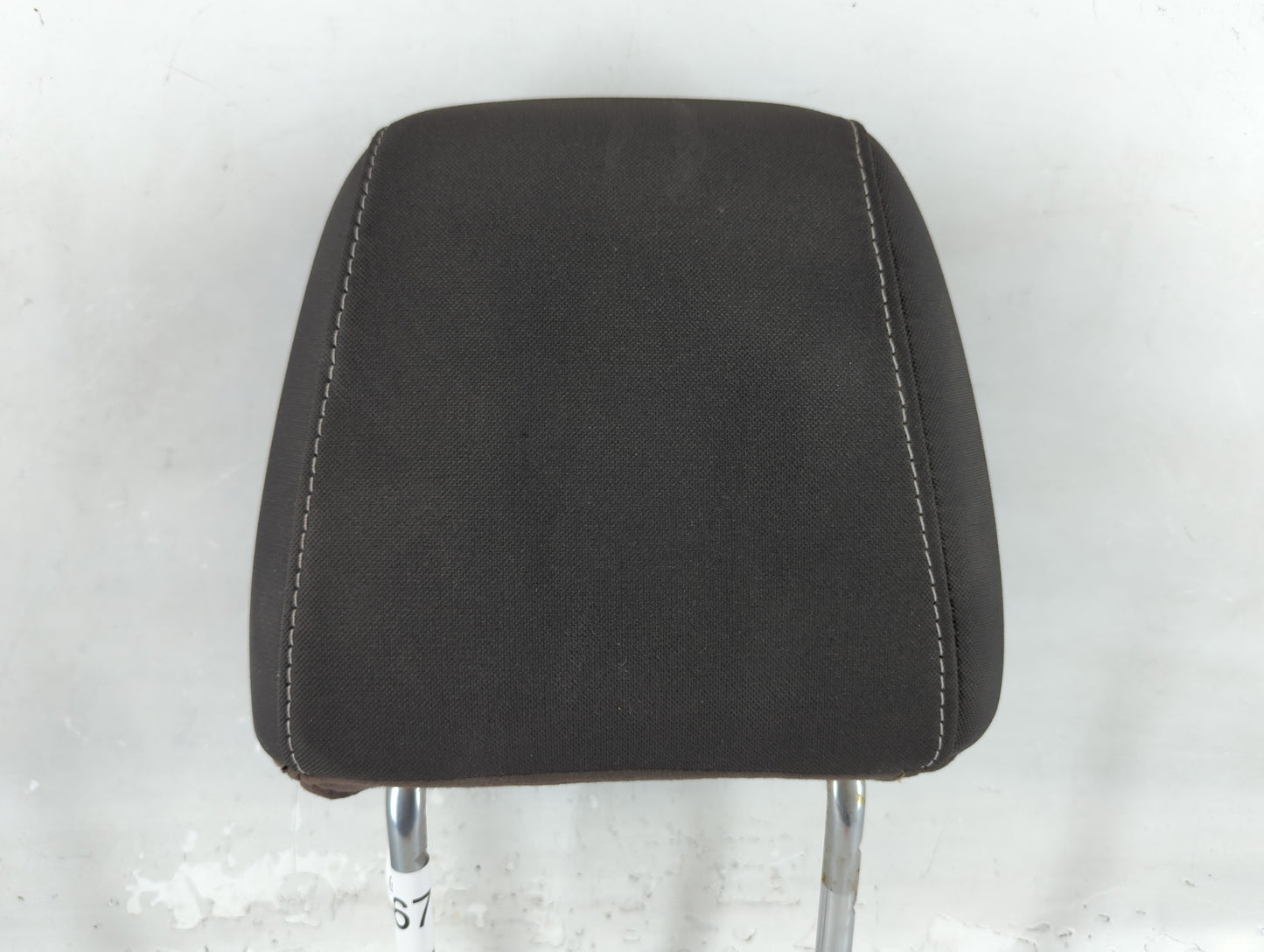 2013 Ford Escape Headrest Head Rest Front Driver Passenger Seat Fits OEM Used Auto Parts - Oemusedautoparts1.com