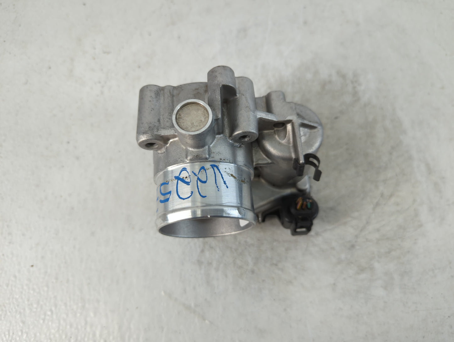 2013-2016 Ford Escape Throttle Body P/N:7S7G-9F991-CA Fits Fits 2013 2014 2015 2016 2017 2018 2019 OEM Used Auto Parts - Oem