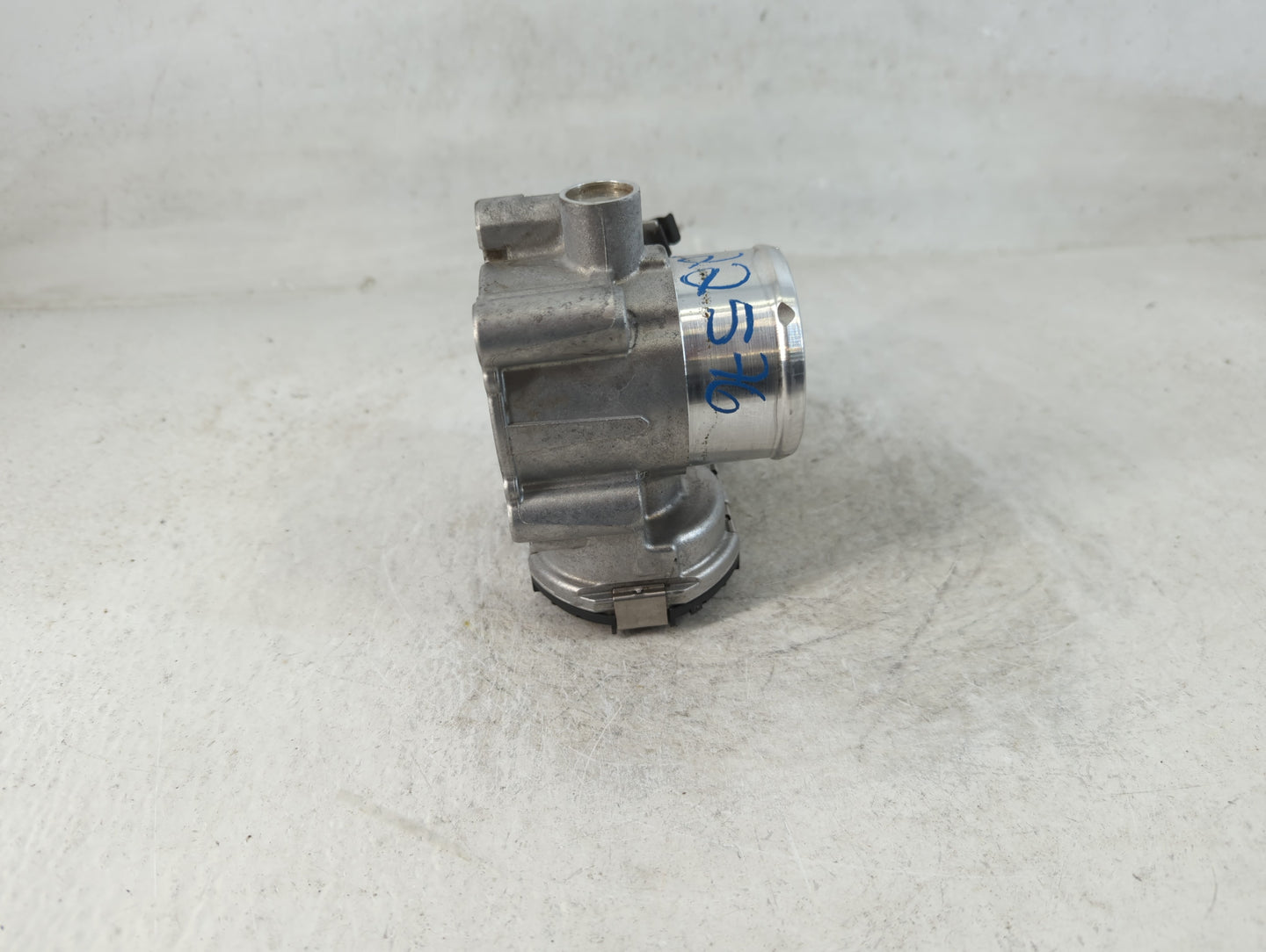 2013-2016 Ford Escape Throttle Body P/N:7S7G-9F991-CA Fits Fits 2013 2014 2015 2016 2017 2018 2019 OEM Used Auto Parts - Oem
