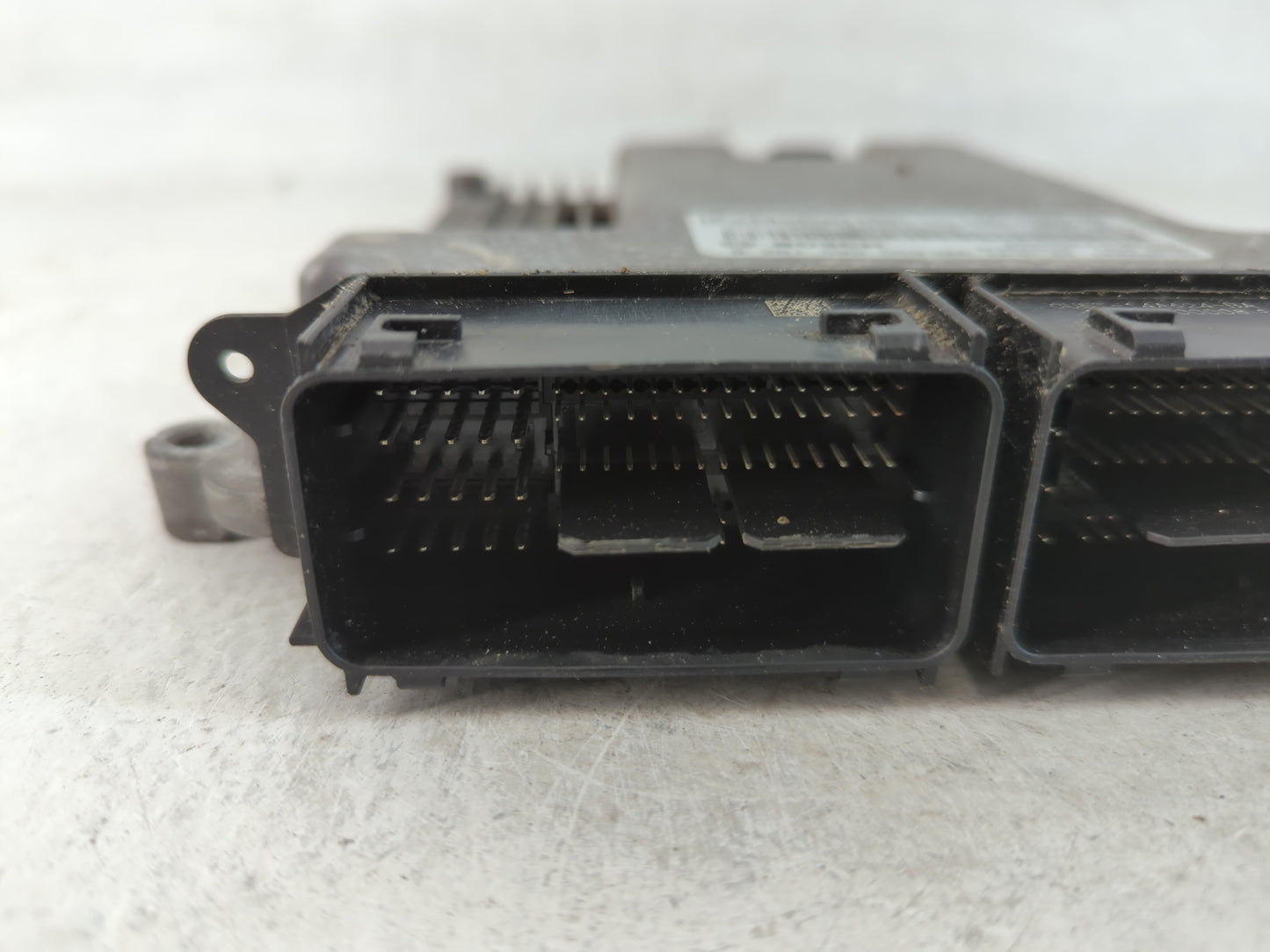 2013-2016 Ford Escape PCM Engine Control Computer ECU ECM PCU OEM P/N:CV6A-12B684-CA DJ5A-12A650-ABB Fits Fits 2013 2014 201