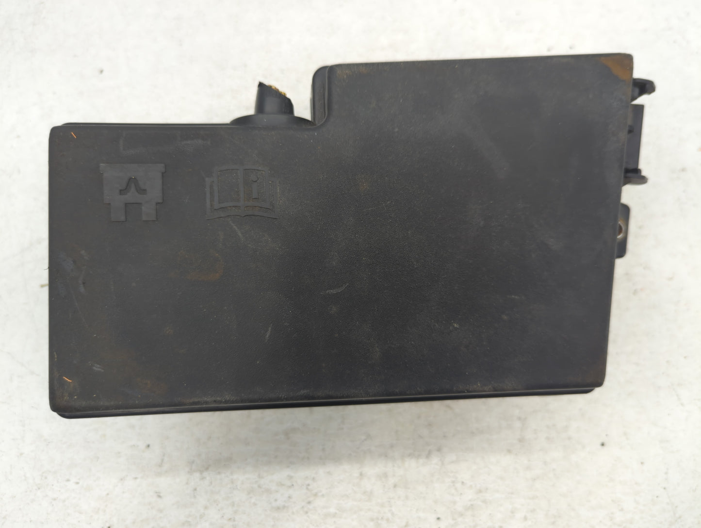 2013-2016 Ford Escape Fusebox Fuse Box Panel Relay Module P/N:AV6T-14A142-AB Fits Fits 2013 2014 2015 2016 OEM Used Auto Par