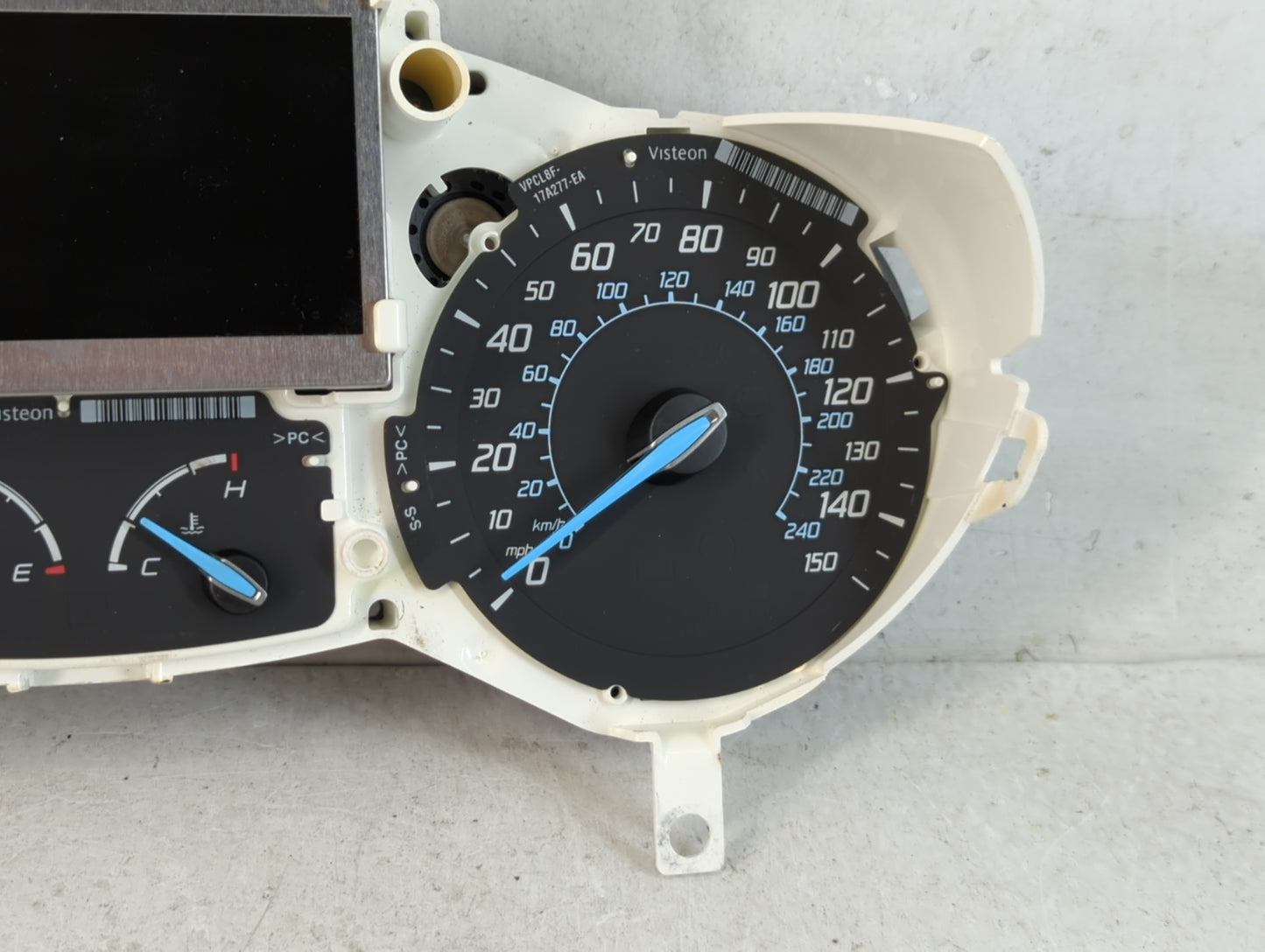 2013 Ford Escape Instrument Cluster Speedometer Gauges Fits OEM Used Auto Parts - Oemusedautoparts1.com